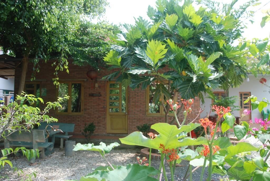 BIên Hòa Homestay Forest side