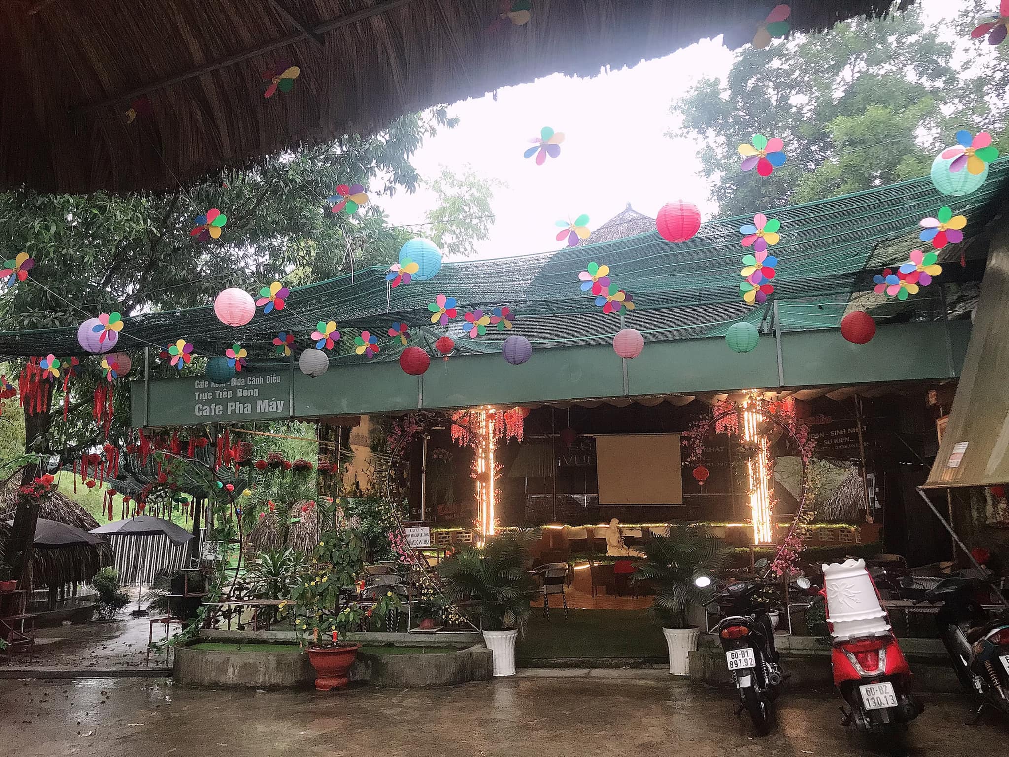 Cafe Sân vườn Cánh Diều
